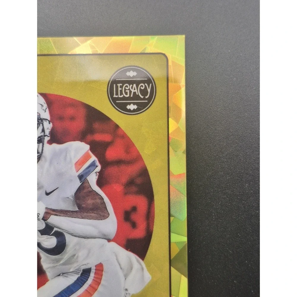 2023 Legacy Rookies Dontayvion Wicks #199 Gold Cracked Ice /25 (RC) Packers